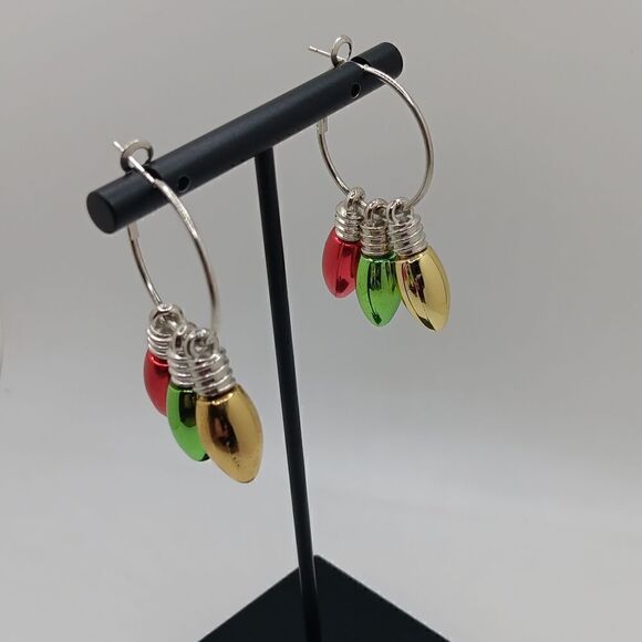 New Christmas Bulb Ornament Hoop Earrings New‎ - Picture 4 of 4
